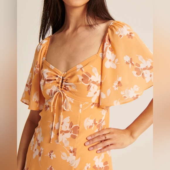 🔥Last 2🔥A&F Flutter mini dress - Picture 5 of 5